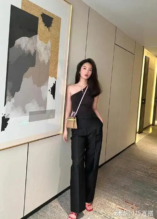 穿衣成熟穿衣老气30岁的杨采钰这样穿才是富家女本女