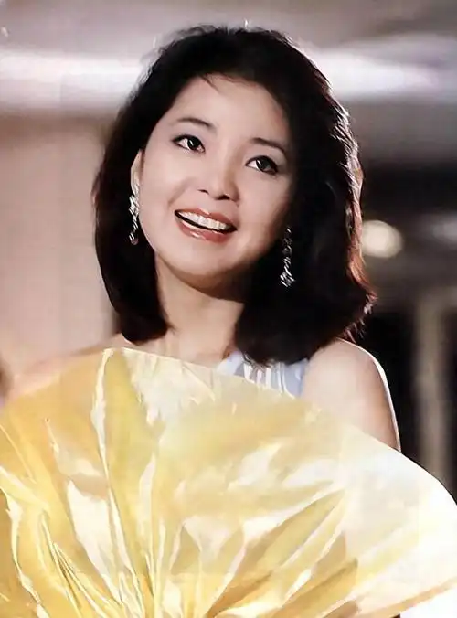 邓丽君在医院去世记者近距离拍下遗体照片发现不可思议一幕