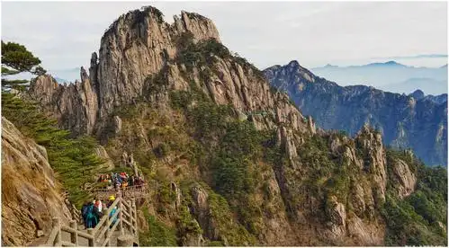 中国第一奇山变化万千的人间仙境所见之处即是一幅水墨丹青