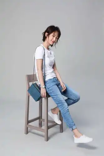 杨紫 高清无水印壁纸‖是活泼又安静,霸气又可爱的小猴紫啦!