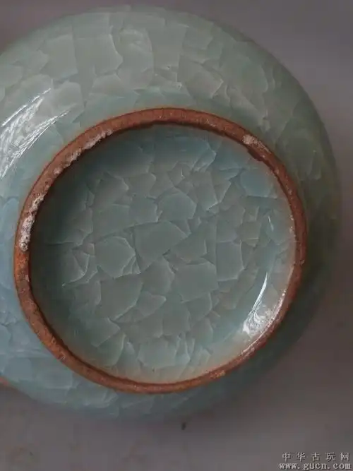 宋代传世汝窑冰裂纹瓷碗