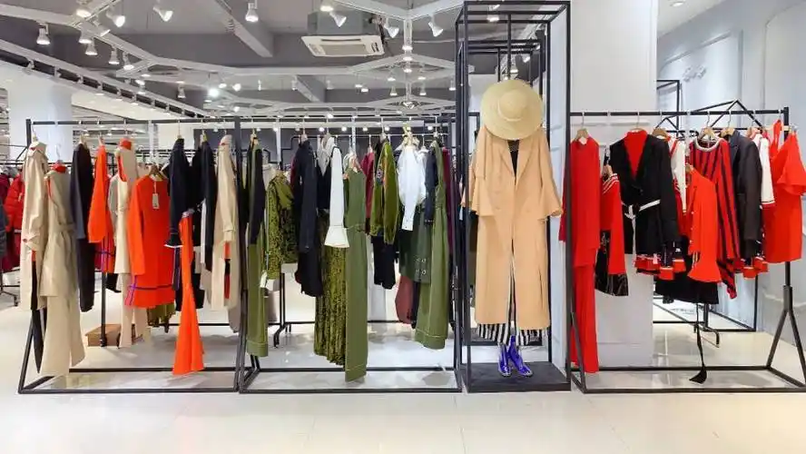杭州外贸库存尾货服装批发 人弗缘20秋冬女装品牌折扣店进货