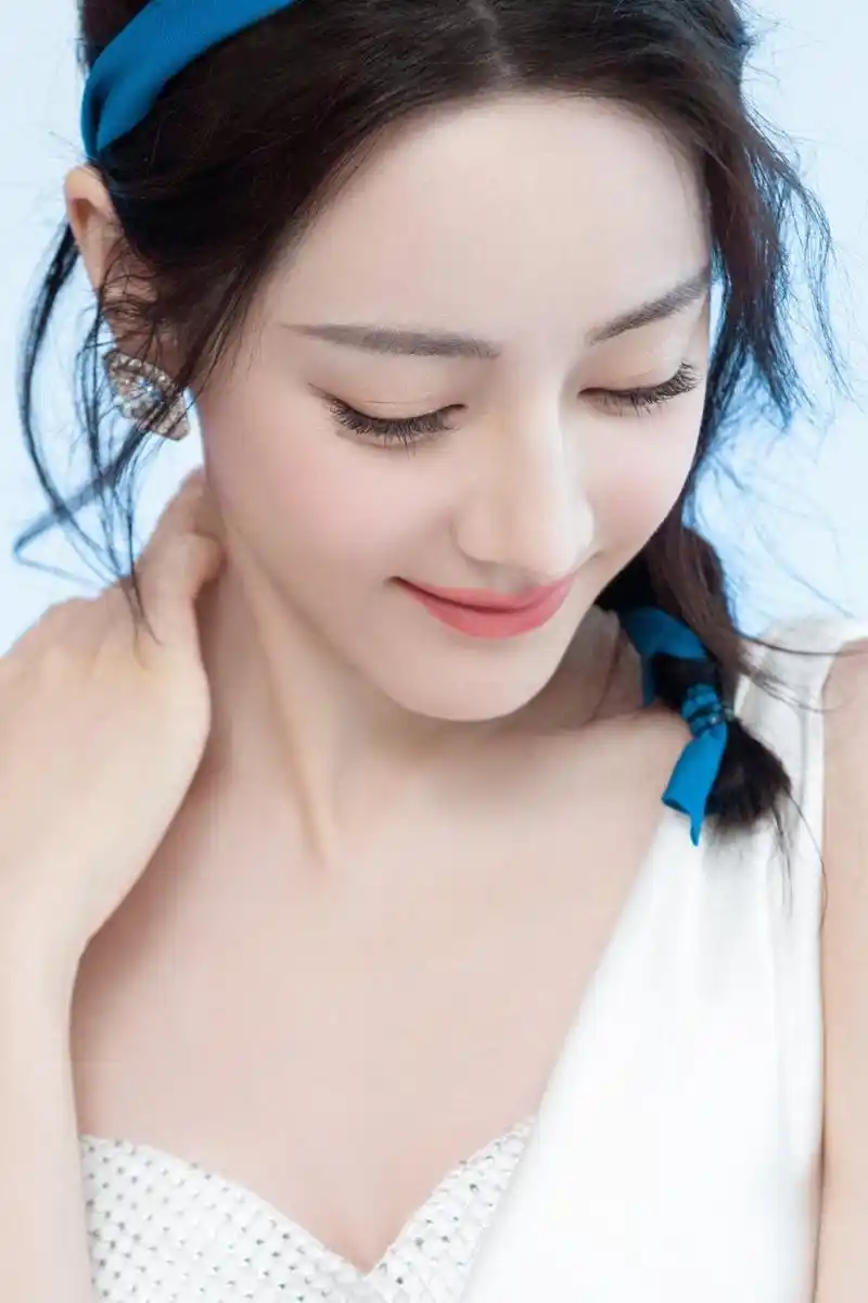 迪丽热巴高清壁纸无水印(五)[鲜花]