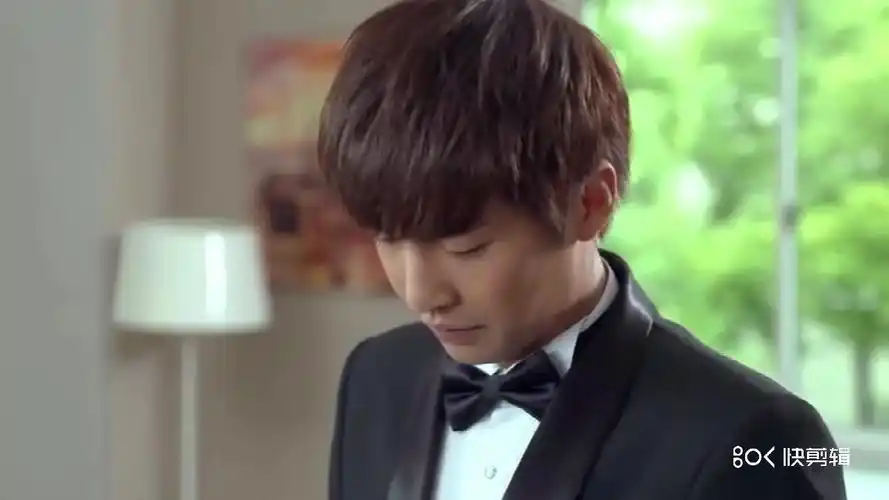 爱的阶梯vs天地有情路风施正杰在父母灵位前告诉自己要娶仇人的女儿