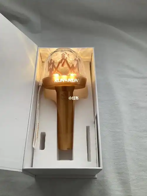 蔡徐坤  官方应援棒   ikun必备_蔡徐坤_娱乐_明星娱乐资讯