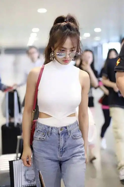 热依扎 机场 吊带(热依扎机场牛仔短裤)-天晟网