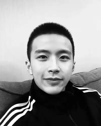 寸头男生都是宝藏男友!又帅又痞,这颜值太能打了吧!