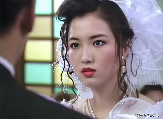 郑秀文满脸胶原蛋白的样子反而更迷人