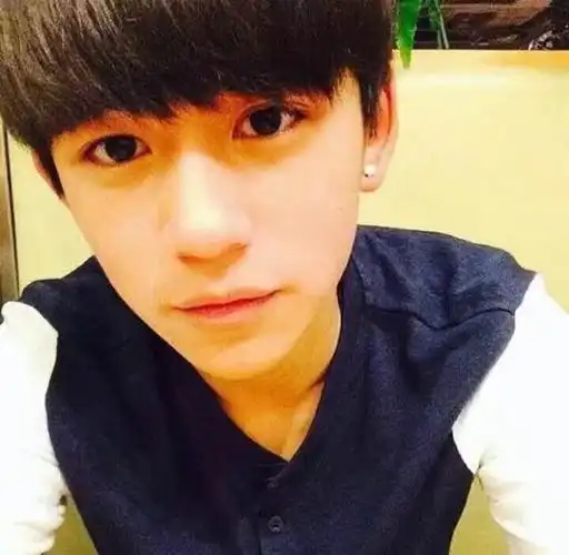 nct 黄旭熙lucas 旧照