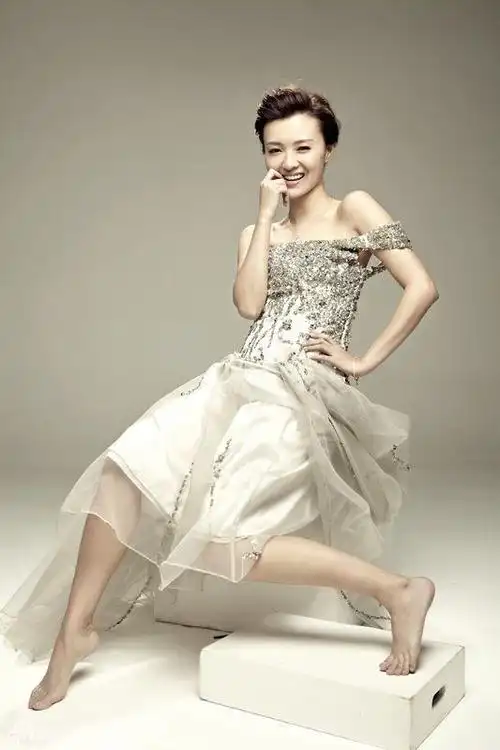 傅晶_演员_作品_个人资料_简历_生日_经历_八卦_留言 - 酷乐米