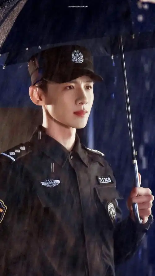 白敬亭八零九零#bjt#白敬亭过三爽#想特警哥哥@白敬亭的第三天