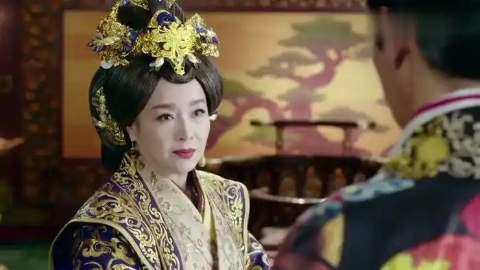 思美人太后告知大君不能杀张仪十分惧怕秦国