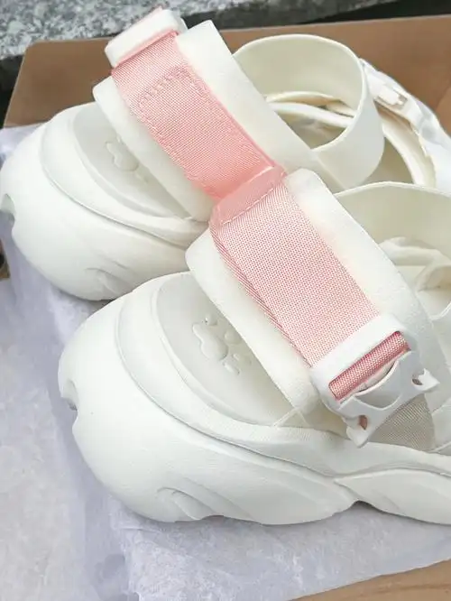 安踏凉鞋60为什么这么多人喜欢