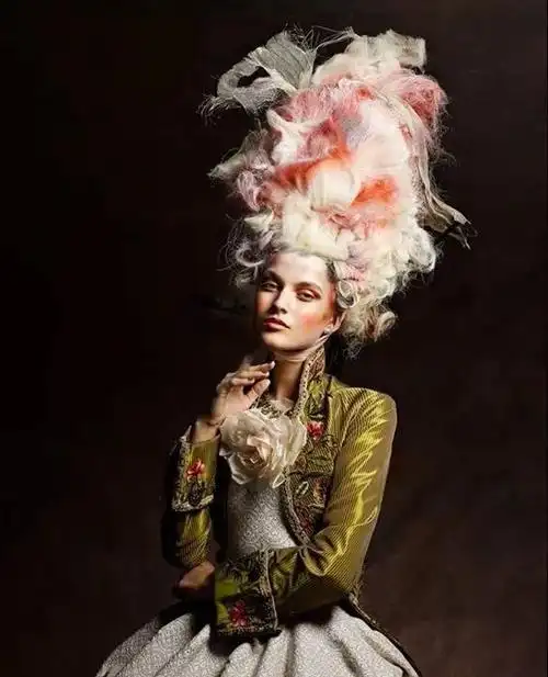 复古宫廷风盘发