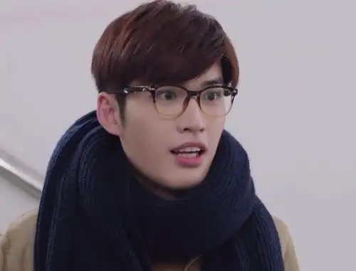 亲爱的热爱的:郑辉是妈宝男,佟妈妈开始嫌弃,韩商言立刻上门