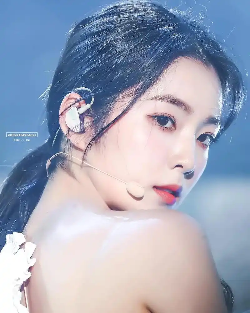 裴珠泫舞台造型服装高清壁纸美图系列二