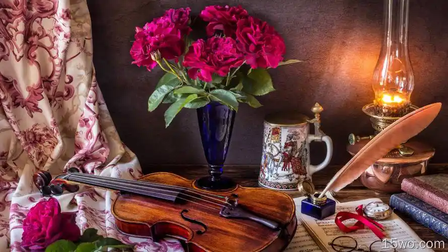 摄影静物花小提琴steinoillampsheetmusicquill书glasses高清壁纸