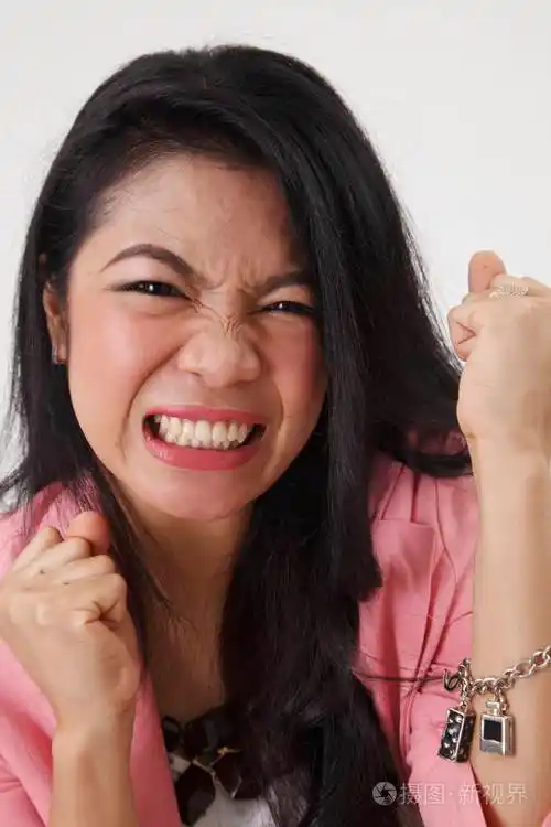 愤怒的马来女人