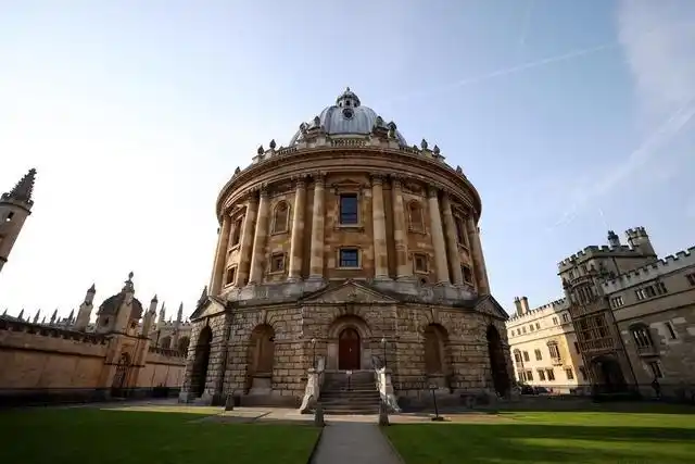 前言:这是公众号索斯英国留学关于牛津大学商学院的一篇文章.