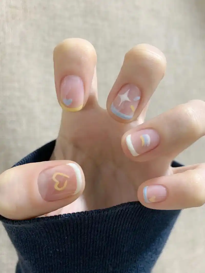 童趣ins简约法式春日可爱显白美甲.#图文伙伴计划 春日的星 - 抖音