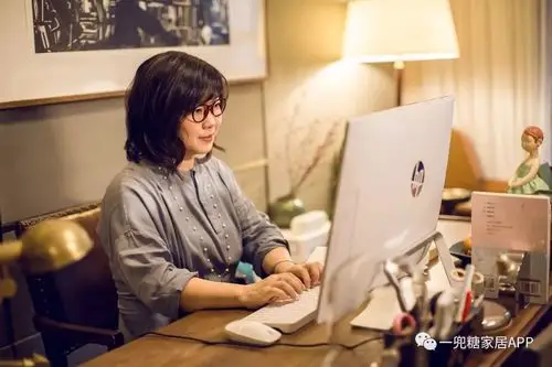 知名女作家黄佟佟家以外的另一个秘密空间令我更自由