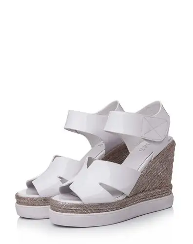 2015夏季新款白色漆皮坡跟凉鞋