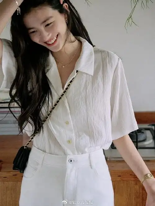 这个模特太好看了!