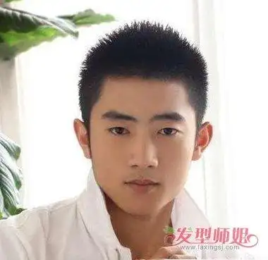 平头碎发理发教程 如何理平头图解(4)_发型师姐