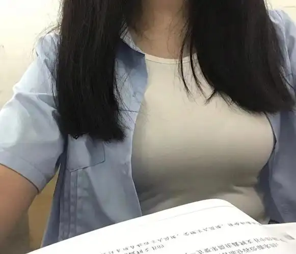 大85d平价无肩带内衣分享