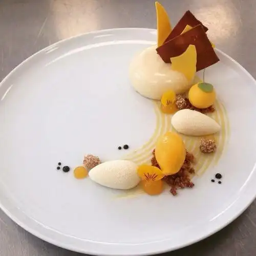 摆盘甜品摆盘12种构图法