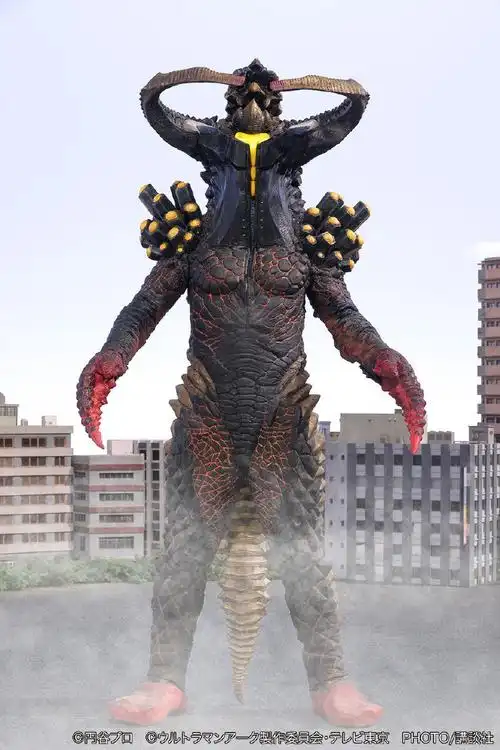 本周《亚刻奥特曼》新怪兽宇宙兽 迪格洛斯身高:56m体重:22,000t利用