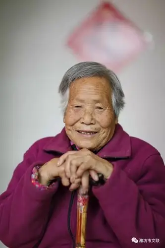 镜头中的醉美夕阳山东寿光志愿者记录老人暖心笑容