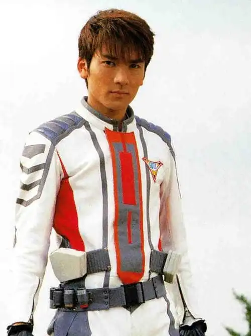 片名:迪迦奥特曼饰演:圆大梧(圆大古)演员:长野博吉本多香美高树澪大