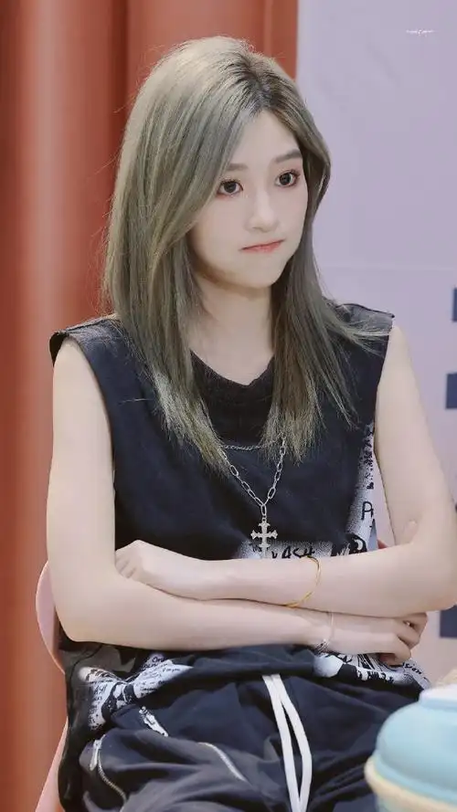 王奕超话383936333731 9099@snh48