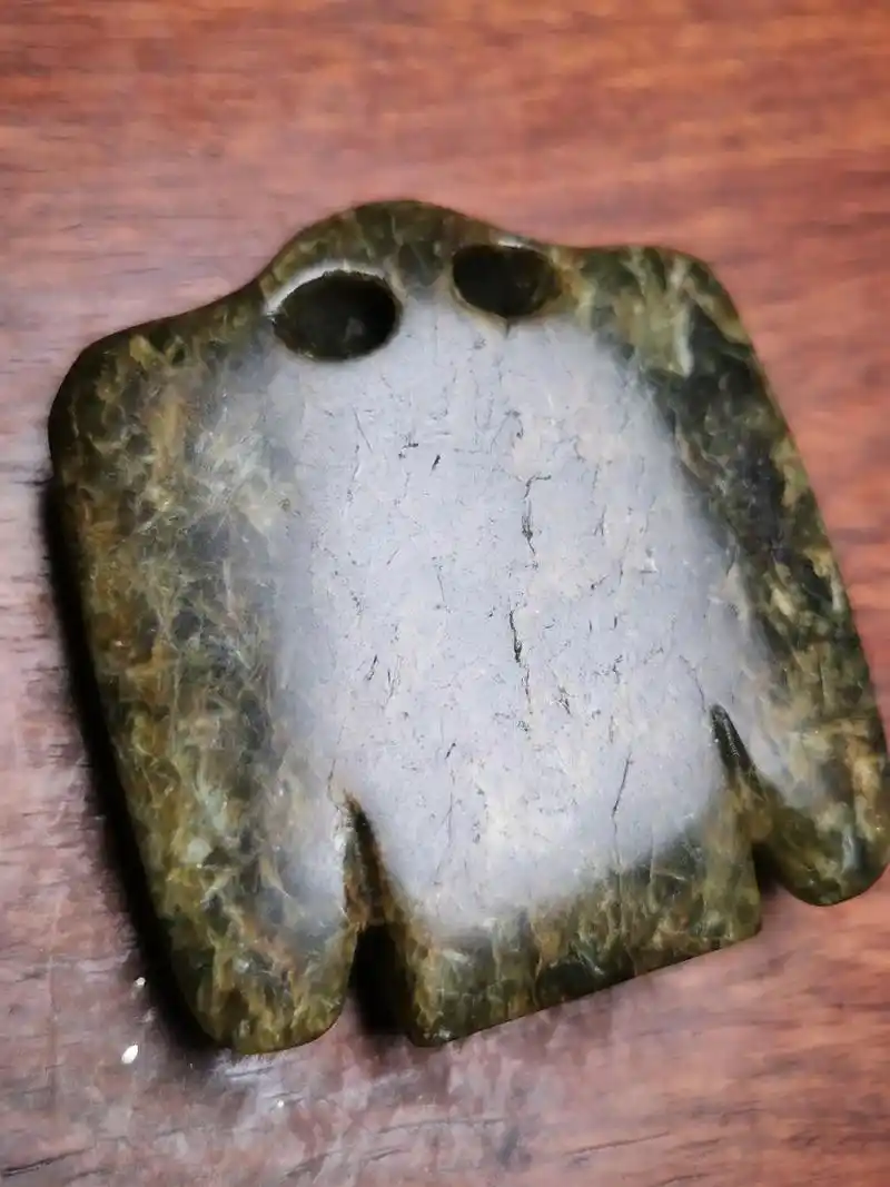 高古玉红山玉枭.高古玉红山玉枭挂件,皮壳老熟包浆氧化厚重,# - 抖音