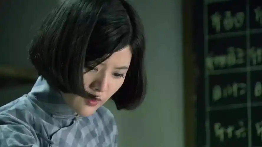 劫中劫邪恶美女遭到帅大叔追杀这一幕看着真解气啊