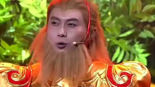 爆笑小品《大圣归来》片段,艾伦自嘲从小就没脑子,这也太有梗了-影视