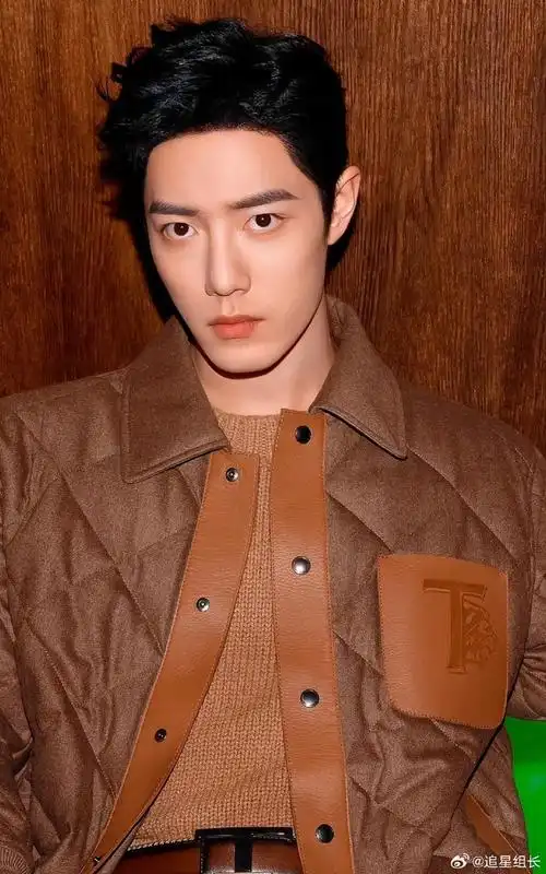 肖战tods早春大秀