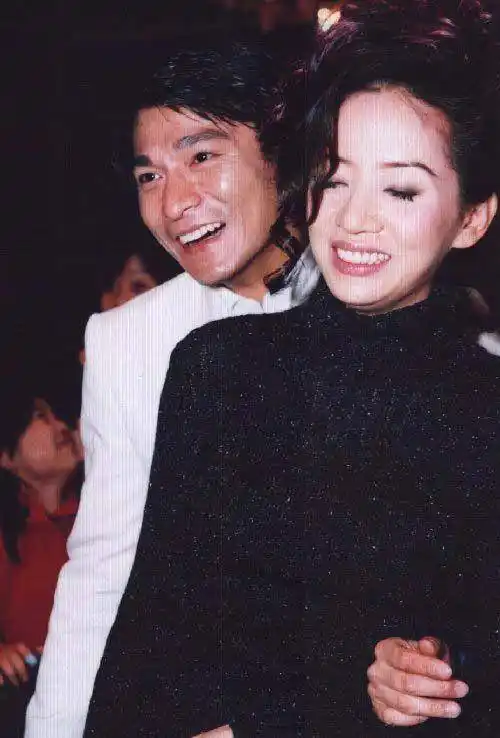 梅艳芳曾经是否爱过刘德华,她的一个眼神,我得到了答案_证据_视频