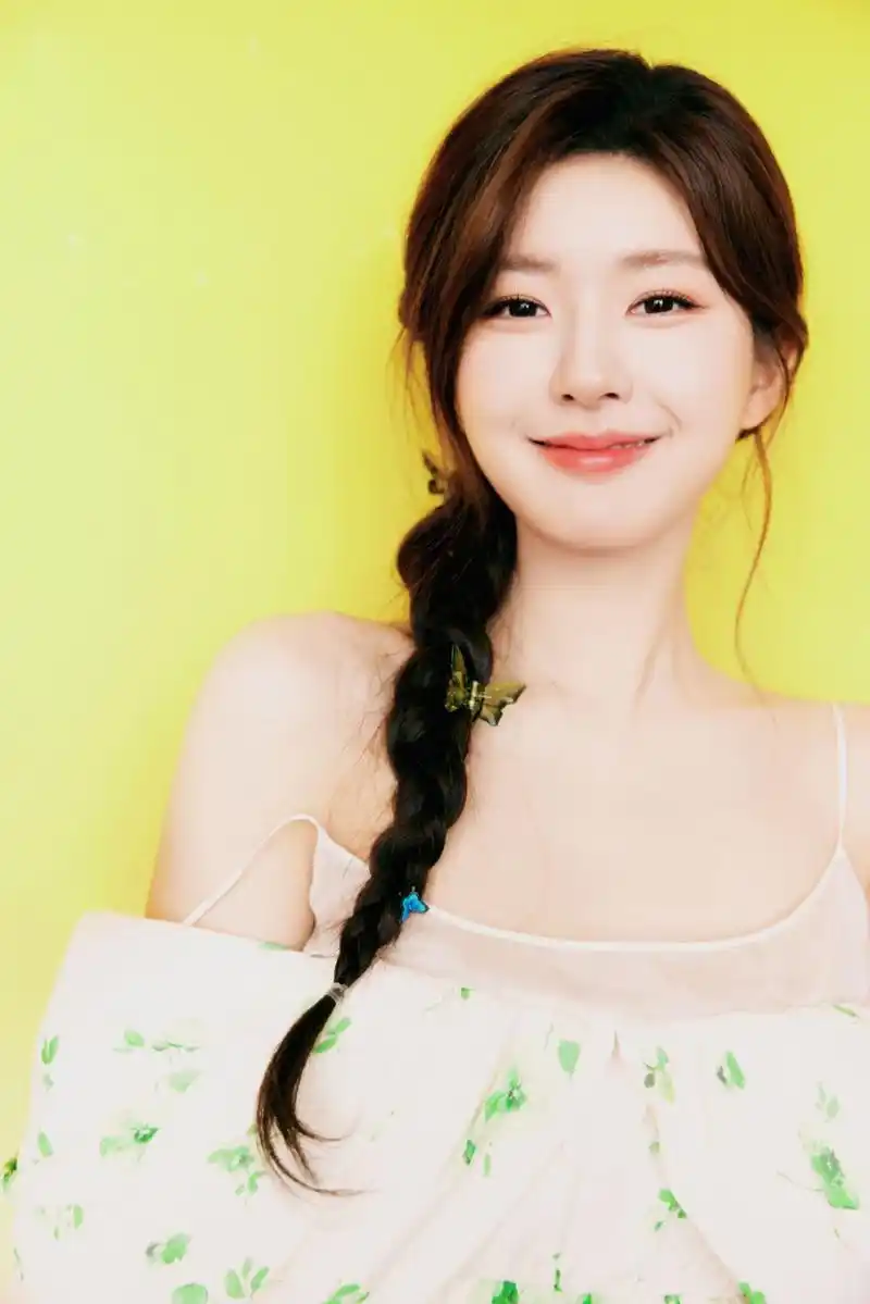 赵露思高清壁纸头像(五十八)[心]