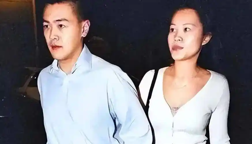 原创富二代自称工资5000后24灯全灭孟非你们错过了嫁入豪门