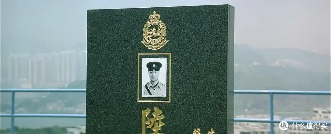 2年时间没找过陈永仁,陈虽然身在黑帮,但是从来没有忘记自己的誓言,"