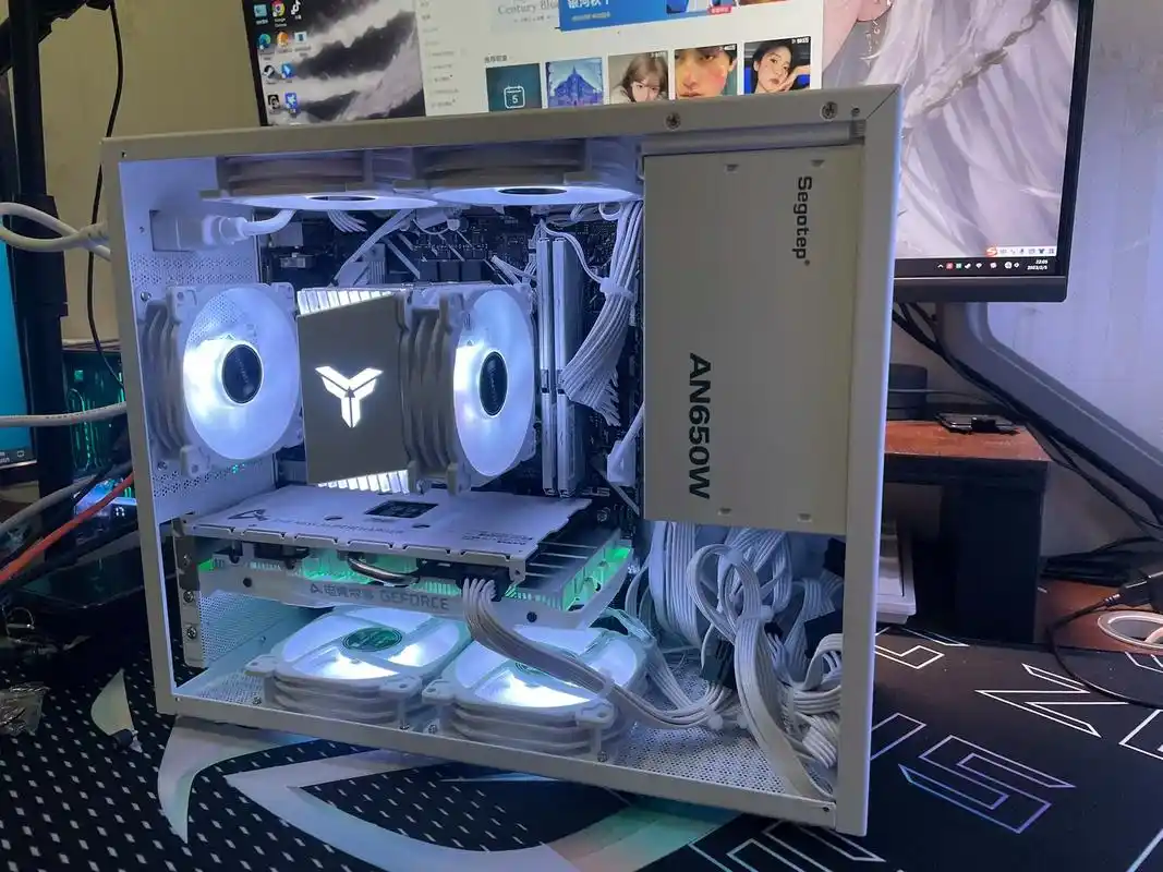 小喆c2p白色小机箱分享.帮粉丝兄弟@cheat 装的一台小 - 抖音