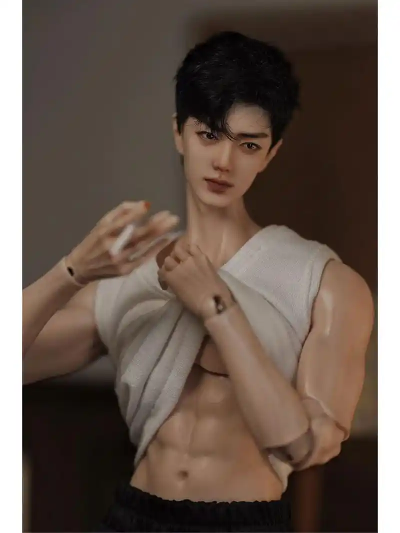 我家的肖战娃娃也来秀个腹肌 家里的孩子也跟他们得哥哥一样,健身,练