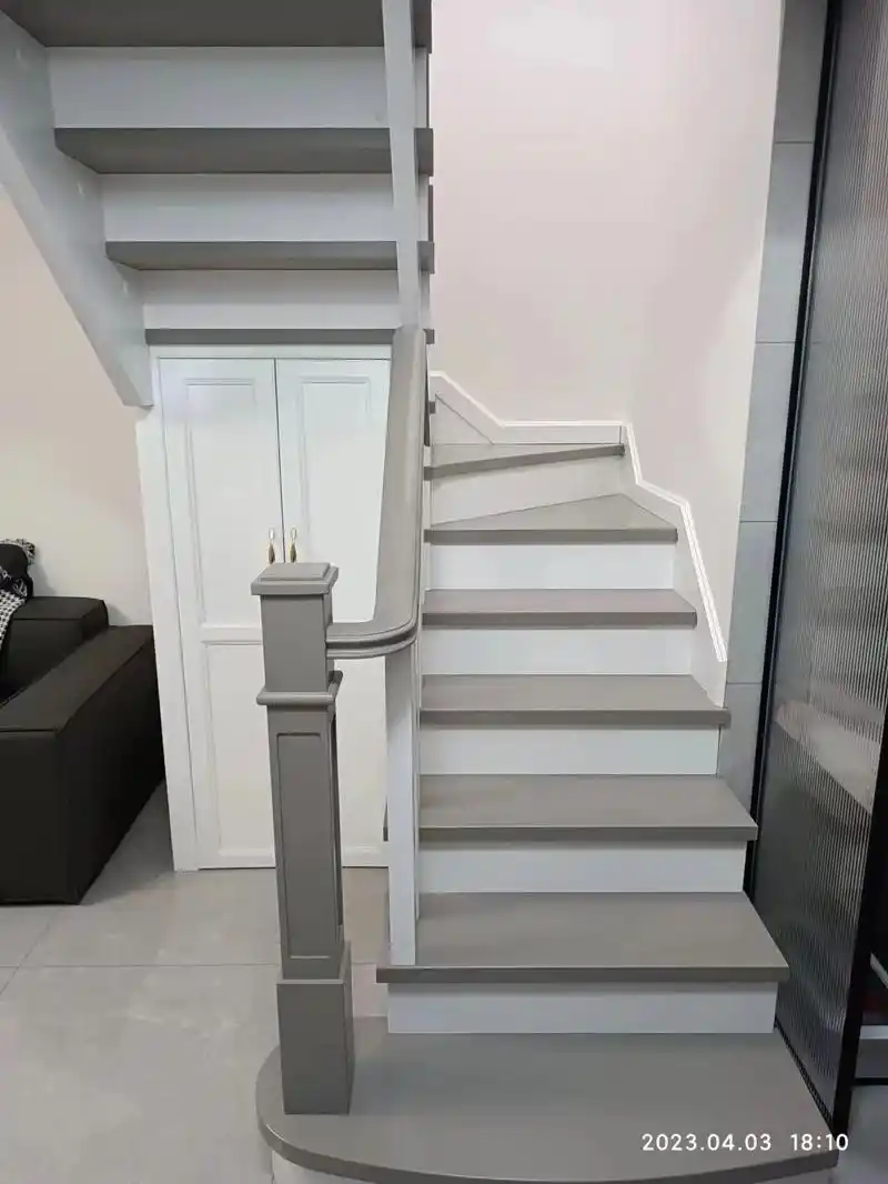 无锡装修实木楼梯别墅装修成品楼梯.