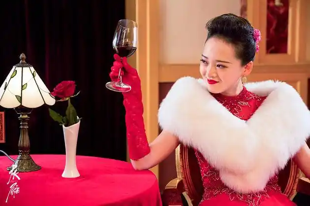 近日,大型女性励志谍战剧《灰雁》亮相"2016年秋季北京电视节目交易会