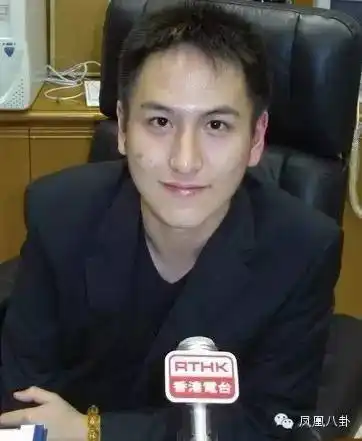 最短的总裁小说怎么写?三个字——汤珈铖,现实版"花泽类"