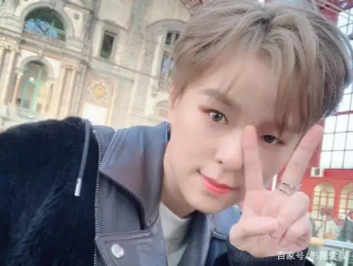 撞脸李钟硕,中性风比男生还man,她的热度能超刘雨昕吗?