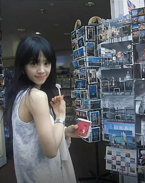 一张早期蔡依林照片