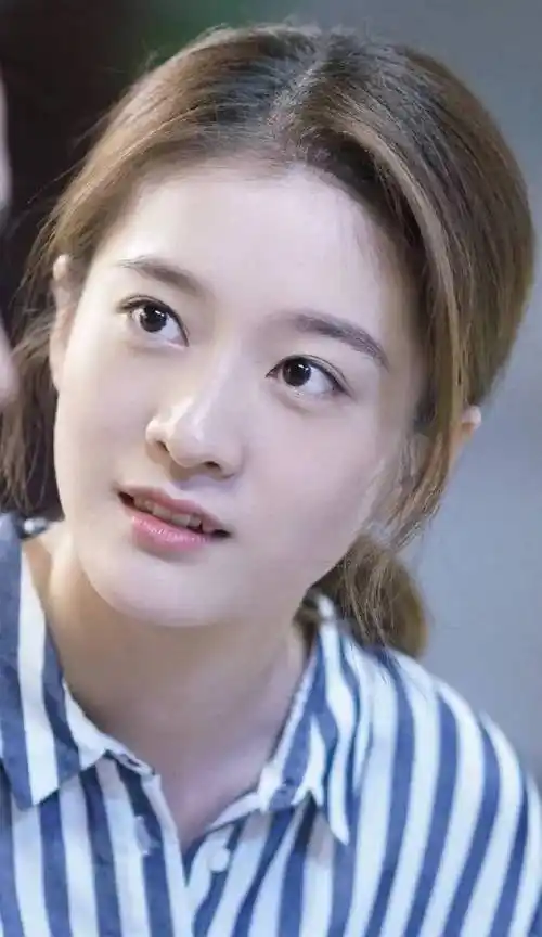 章子怡力捧,演技一流,本一路坦途,却突然路人缘崩溃销声匿迹_张雪迎